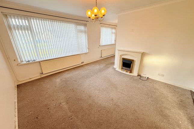 41 Christopher Rise, Abertawe photo 2
