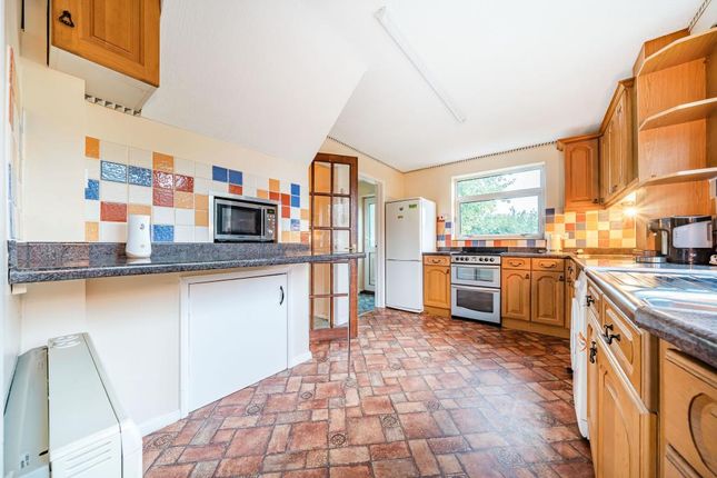 Semi-detached house for sale in Wigginton, Oxfordshire