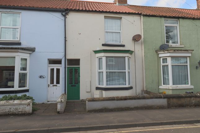 Terraced house for sale in West Avenue, Filey