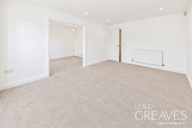 323B, Westdale Lane, Nottingham photo 3