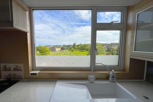 Flat 2, 195 Abbotsbury Road, Dorset photo 3