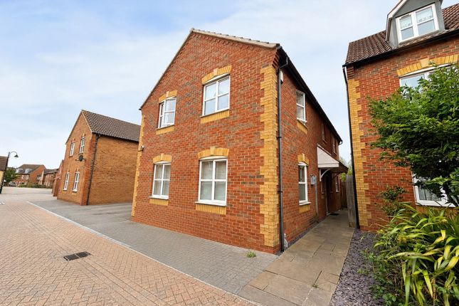 40, Evergreen Drive, Peterborough photo 2