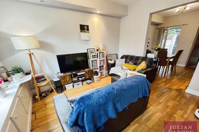 8, Orchard Grove, Manchester photo 2