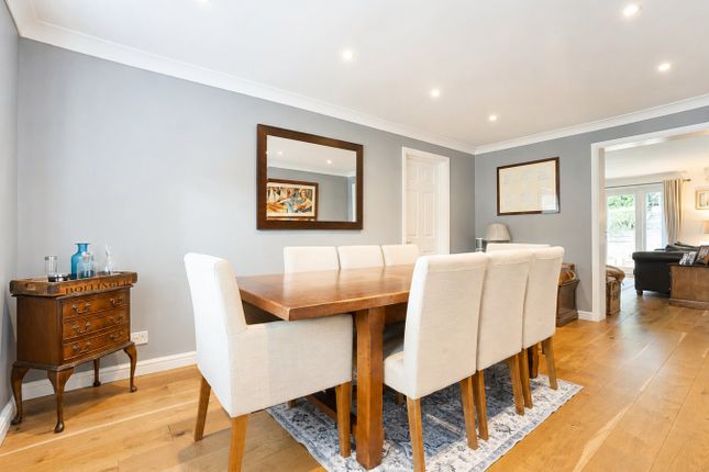 28, Badger Way, High Wycombe photo 5