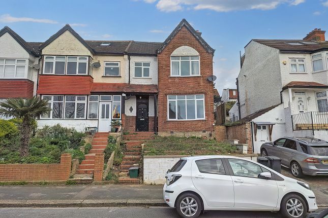 End terrace house for sale in Ross Road, London