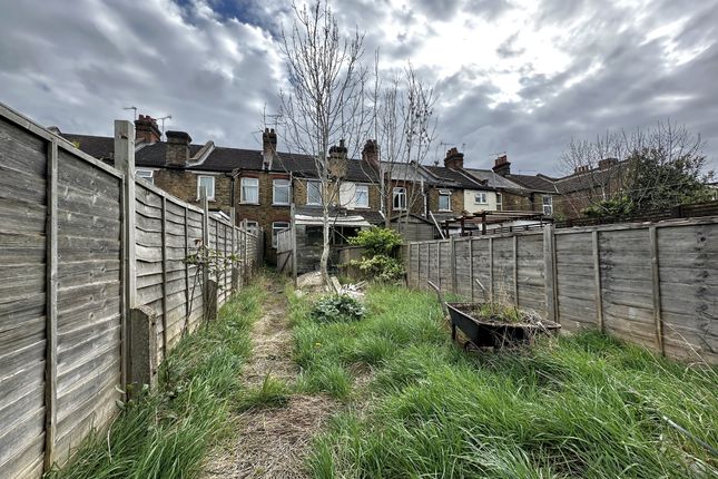 Terraced house for sale in Salisbury Road, Watford