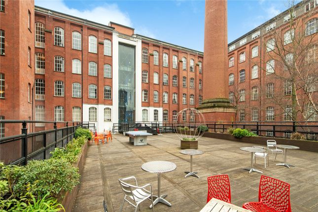 Flat to rent in Fairfield Road, Bow