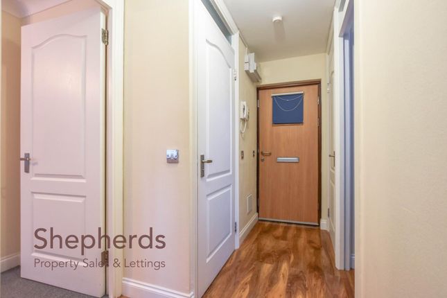 Flat 33, Richmond Court, High Road, Broxbourne photo 3