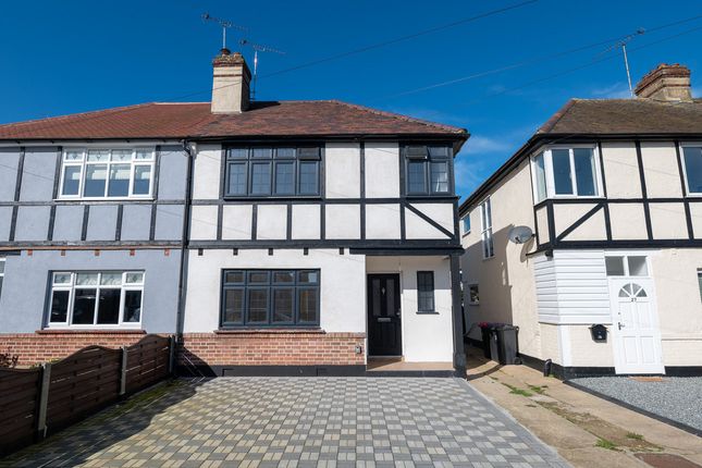 3-bed house on 25, Beechmont Gardens, Southend-on-sea, £375,000