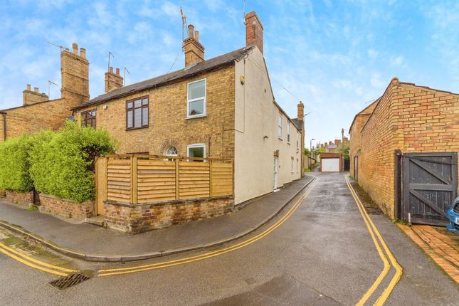 Thumbnail Property for sale in Bentley Street, Stamford