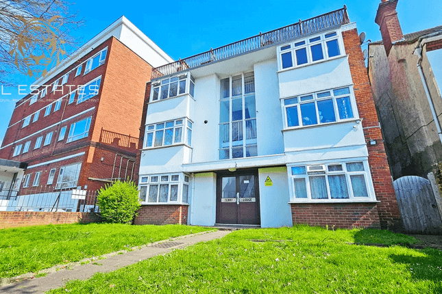 Flat 5, Terry Lodge, 680, London Road, Thornton Heath photo 2