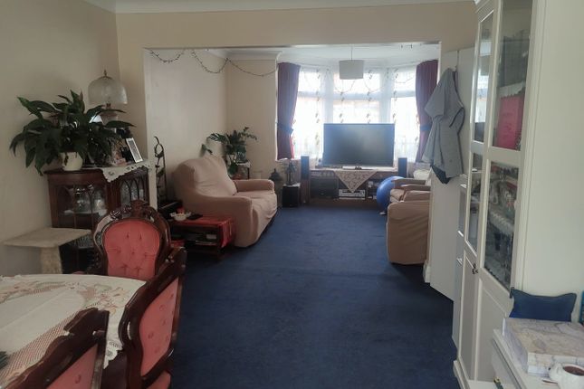 Semi-detached house to rent in Lampton Avenue, Hounslow