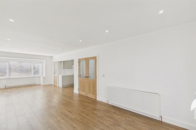 34, Brockenhurst Drive, Sunderland photo 3