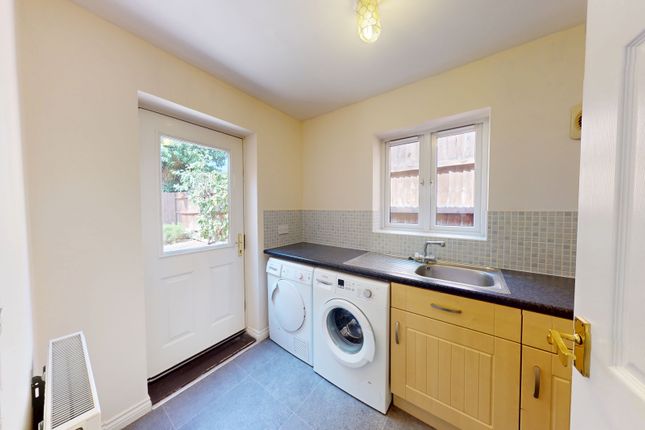 22, Coburn Gardens, Glos photo 5