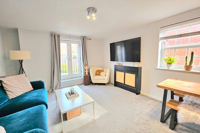 240 Horseshoe Crescent, Birmingham photo 3