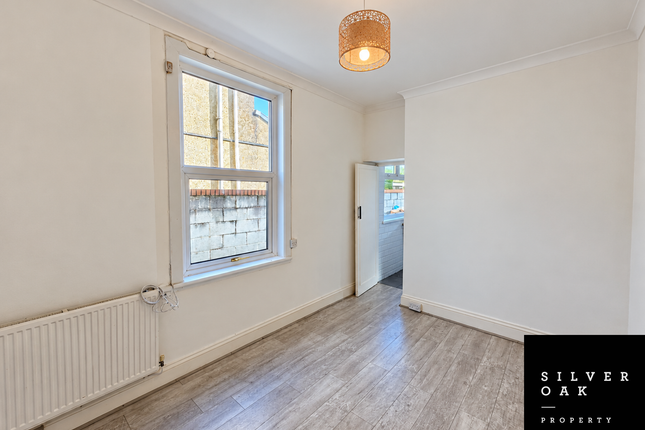 13 Copperworks Road, Llanelli photo 4