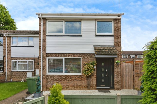 Thumbnail End terrace house for sale in Mulberry Close, Biggleswade, Bedfordshire