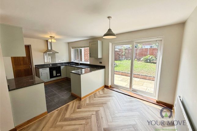 6, Arden Close, Staffordshire photo 3