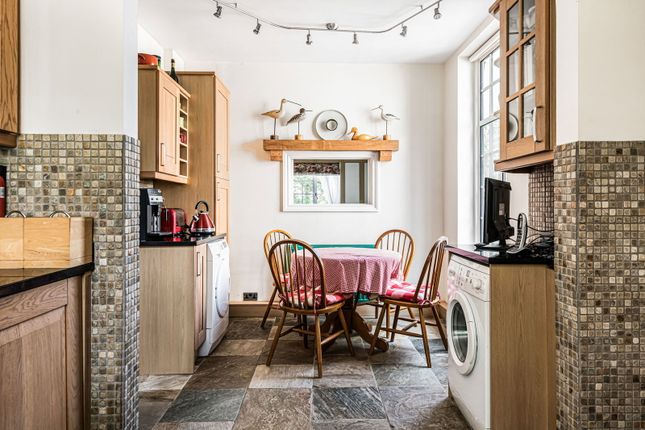 53, Higher Drive, Purley photo 4