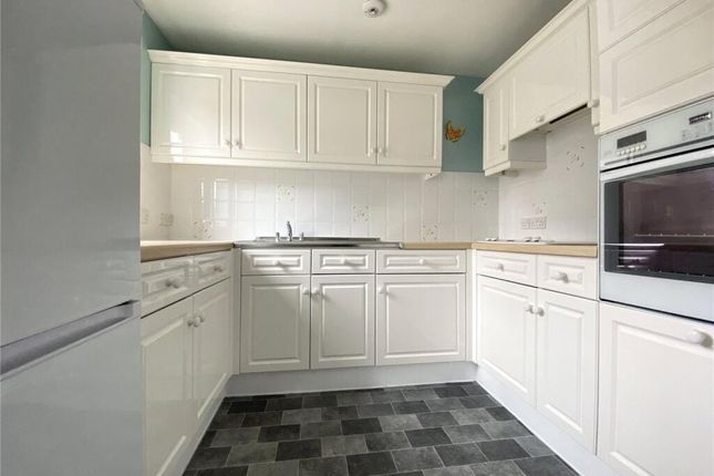 5, Saddlers Walk, Kings Langley photo 2