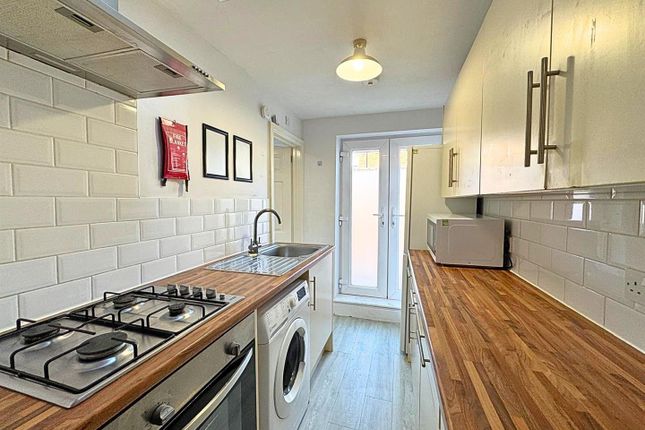 16, Harvey Street, Lincoln photo 3