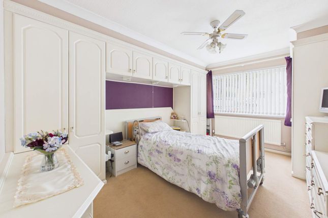 69, Heol Nant Castan, Cardiff photo 4