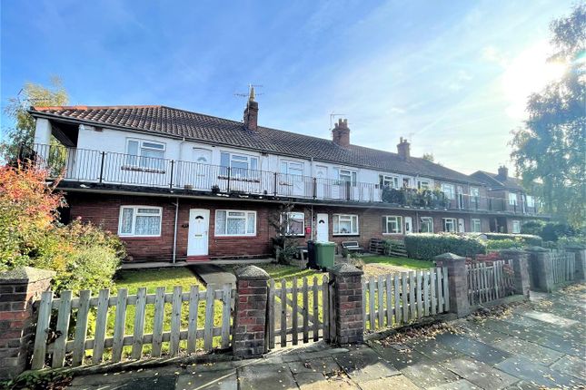 Thumbnail Property for sale in Beech Avenue, York