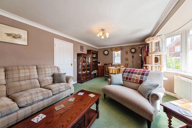 11, Shire Close, Lincoln photo 2