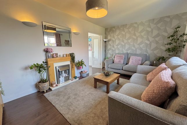 66, Toft Crescent, Seaham photo 3
