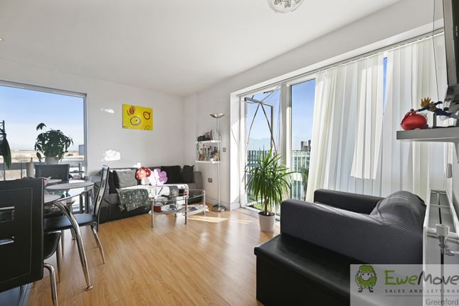 1-bed flat on Flat 46, Luma Apartments, Central Way, London, £299,000