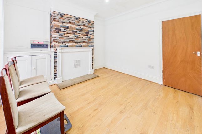 *AD ONLY* 64 Mountcastle Road, Leicester photo 3