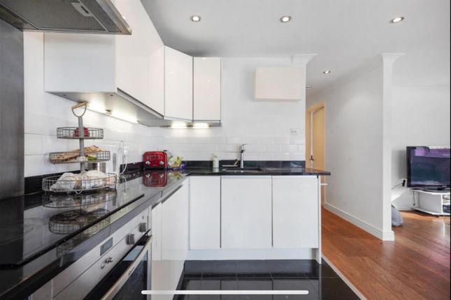5 Jardine Road, London, photo 3
