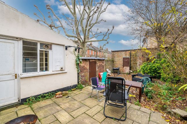 Laitwood Road, Balham photo 4