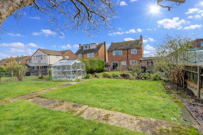 57, Westmead, Buckinghamshire photo 2