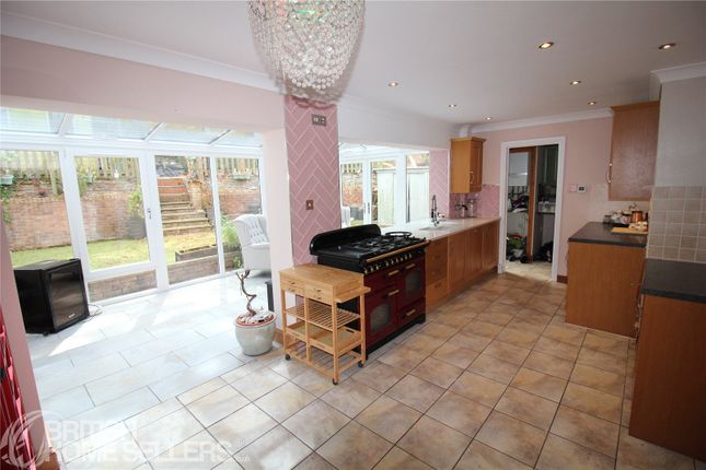 14, Cromwell Park, Devon photo 2