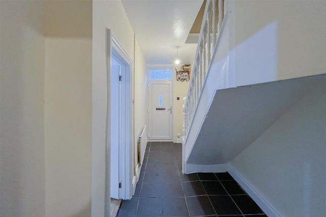 1 Wood View, Newport photo 3