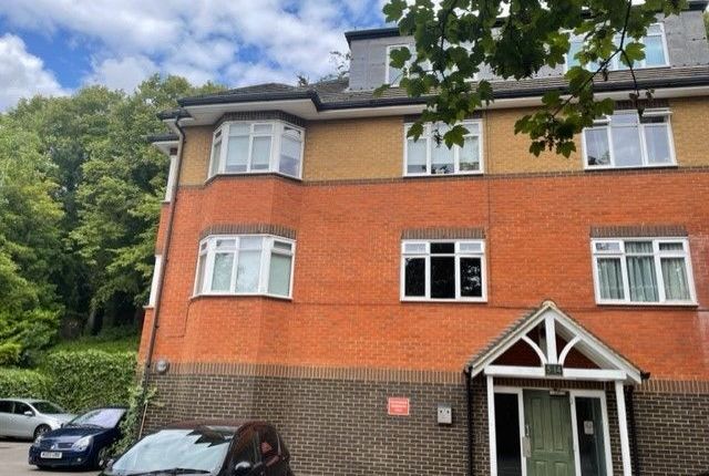 Thumbnail Flat to rent in Crescent Rise, Luton