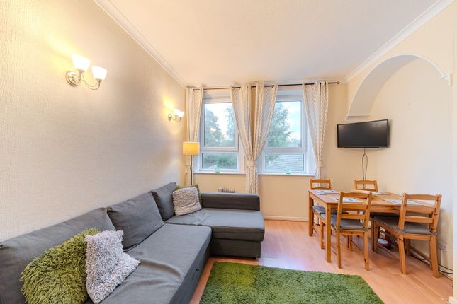 Flat Flat 8, St. Maur House, St. Maur Gardens, Chepstow photo 3
