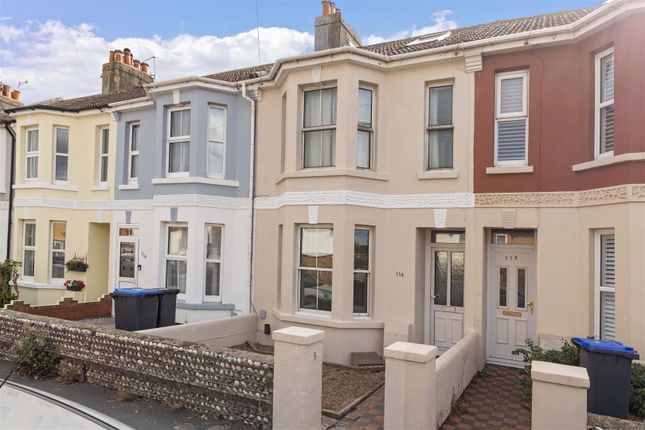 Flat for sale in Lyndhurst Road, Worthing