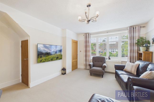 27, Minehead Avenue, Trafford photo 4
