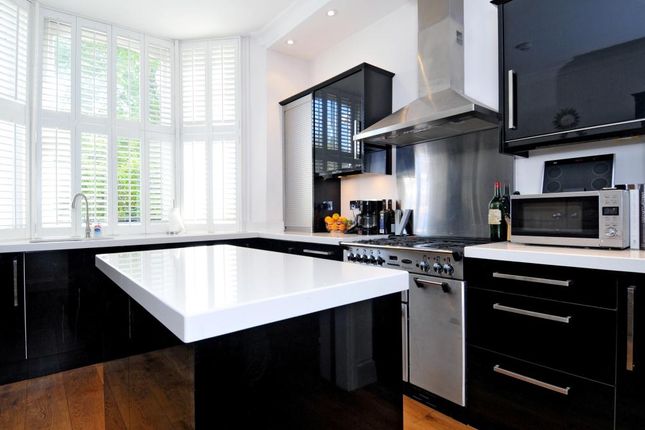 Thumbnail Terraced house for sale in Bagleys Lane, London