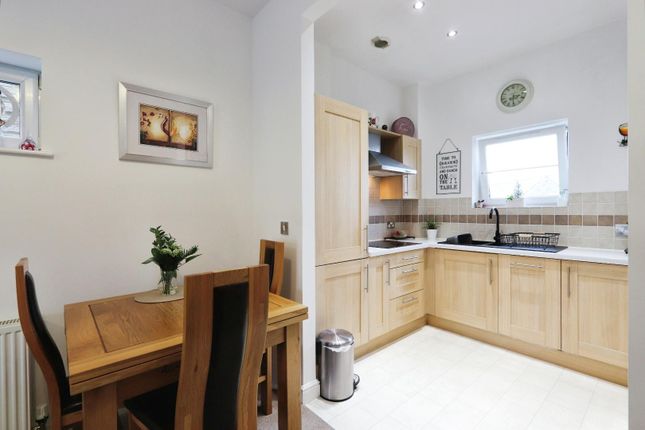37, Grenoside Grange Close, Sheffield photo 4