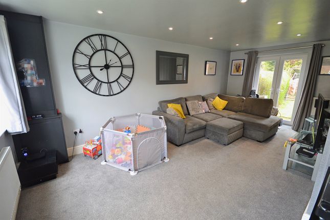 38, Exmouth Road, Sale photo 2