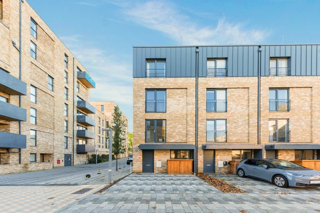 Thumbnail Town house for sale in Beatrice Place, London