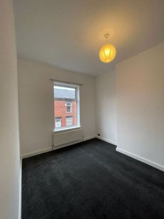 Terraced house to rent in Station Road, Eccles, Manchester