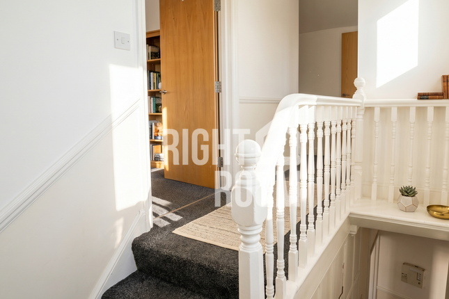 14a Edinburgh Road, Portsmouth photo 4