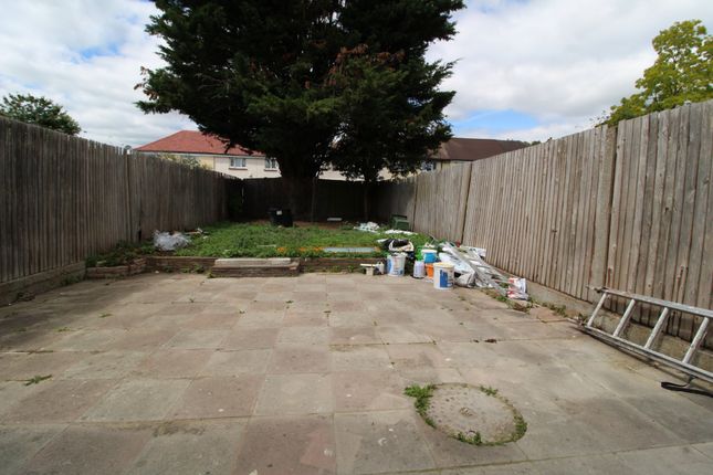 5, Lime Avenue, West Drayton photo 4