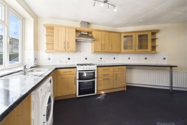 78, Hamilton Avenue, Surbiton photo 2