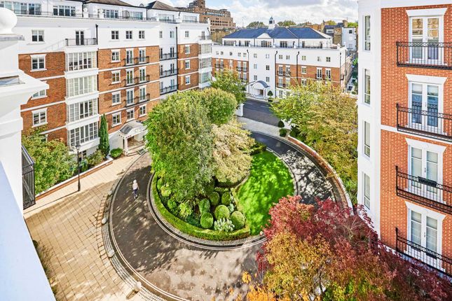 Penthouse for sale in Redwood Mansions, Kensington Green