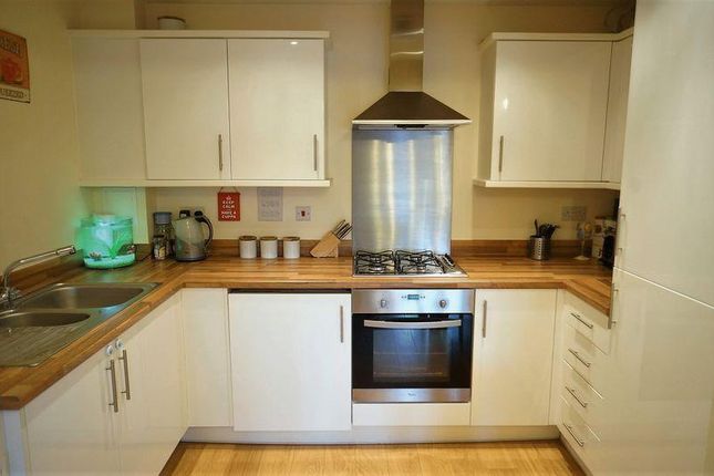 68 Hales Court, Ley Farm Close, Watford photo 3